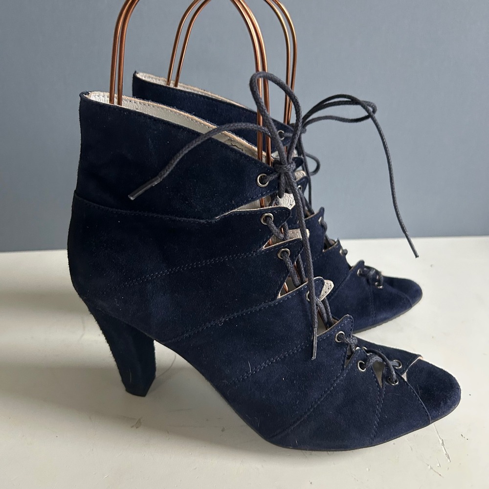 Eric Michael Booties Heels Size 9 39 Blue Suede Peep Toe Lace Up Portugal Boho‎